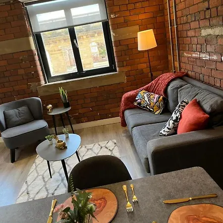 Bliss - Contractor 320 Apartment Bradford (West Yorkshire)